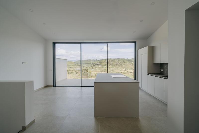 3 bedroom Townhouse for sale