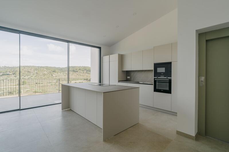 3 bedroom Townhouse for sale