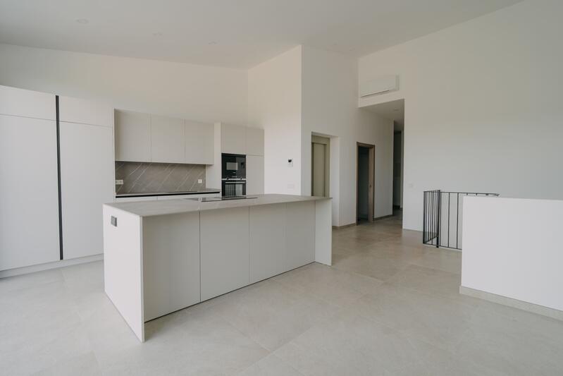 3 bedroom Townhouse for sale