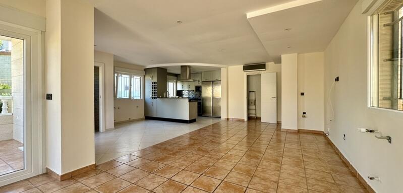 4 bedroom Villa for sale