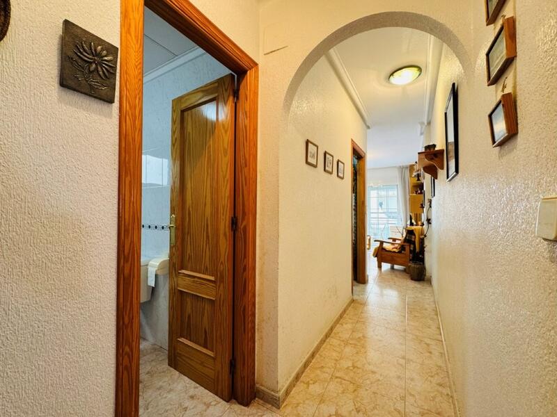 2 slaapkamer Appartement Te koop