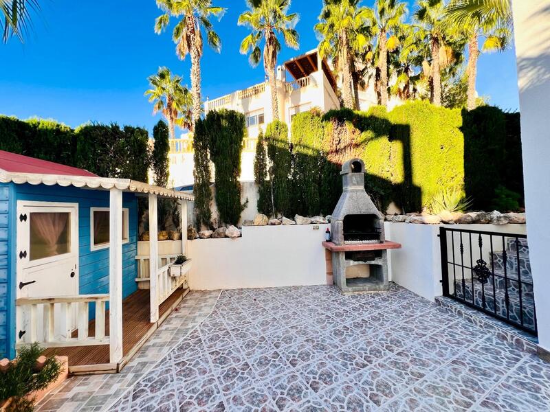 3 bedroom Villa for sale