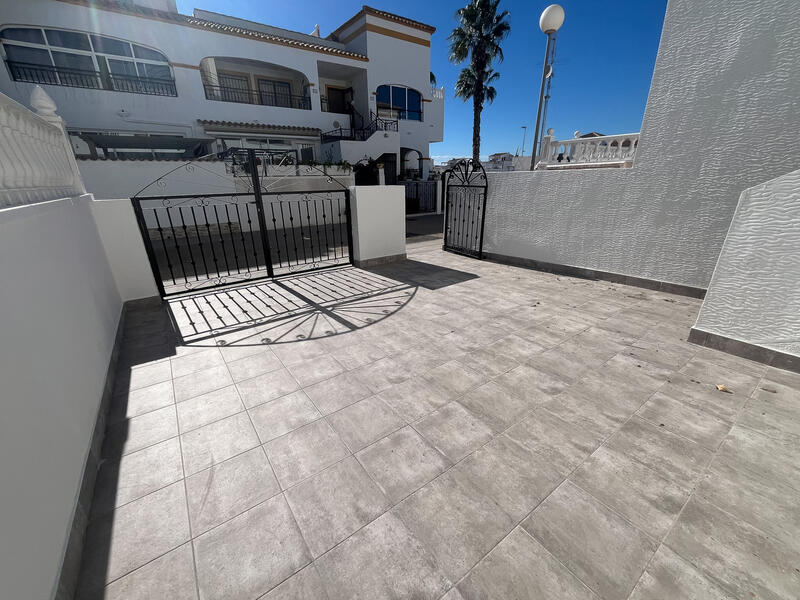 2 спальная комната квартира продается