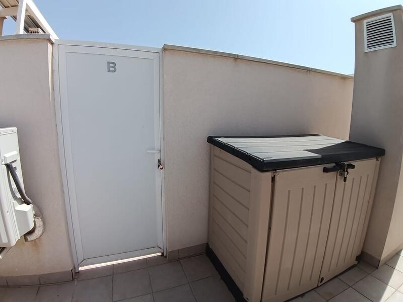 3 спальная комната квартира продается