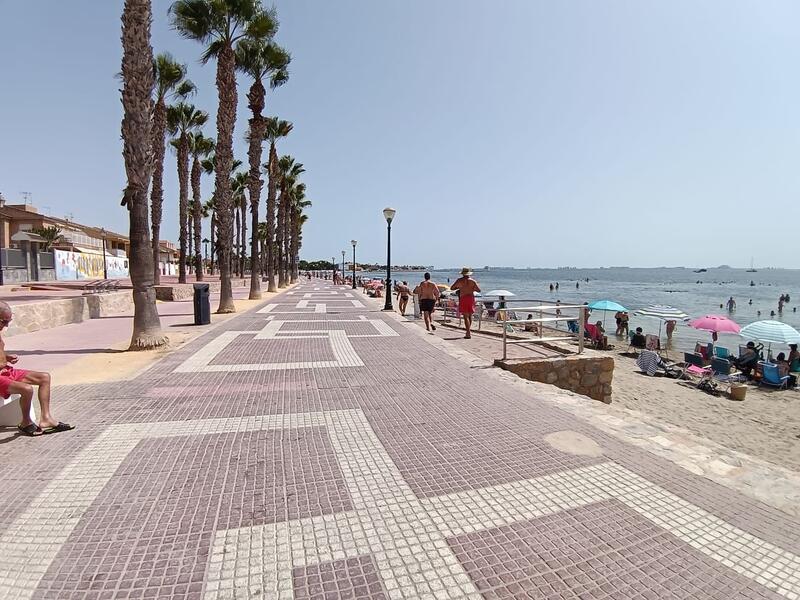 3 спальная комната квартира продается