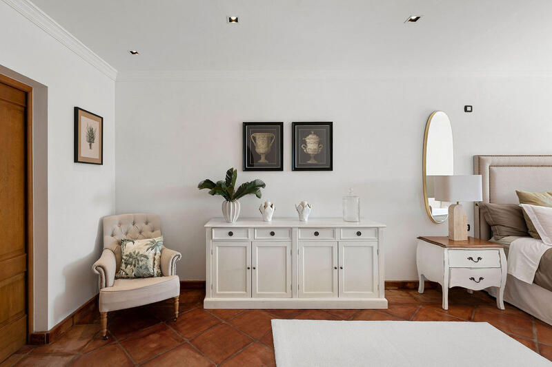 4 Cuarto Villa en venta