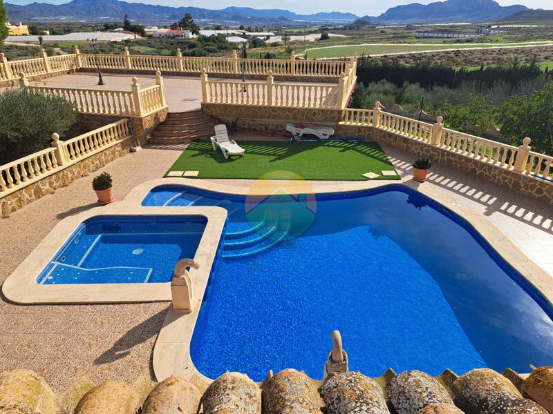 4 bedroom Country House for sale 4 bedroom Country House for sale