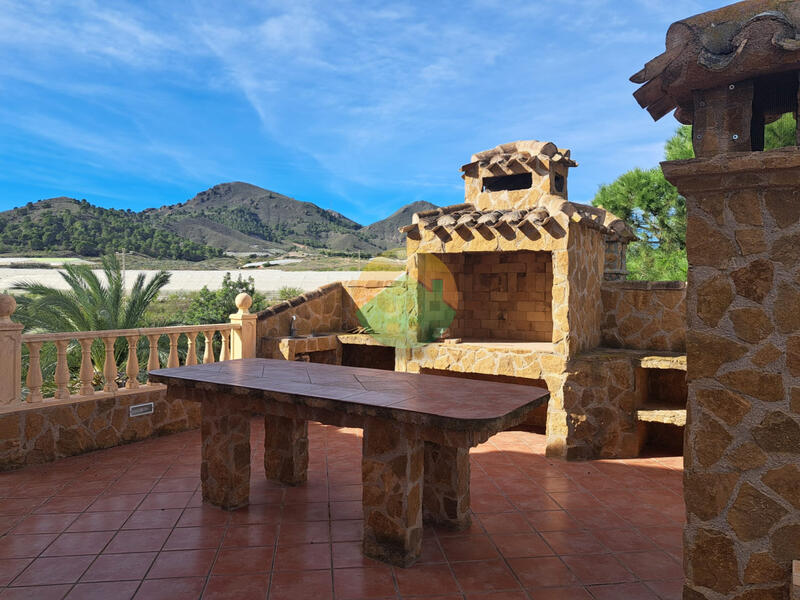 4 bedroom Country House for sale 4 bedroom Country House for sale