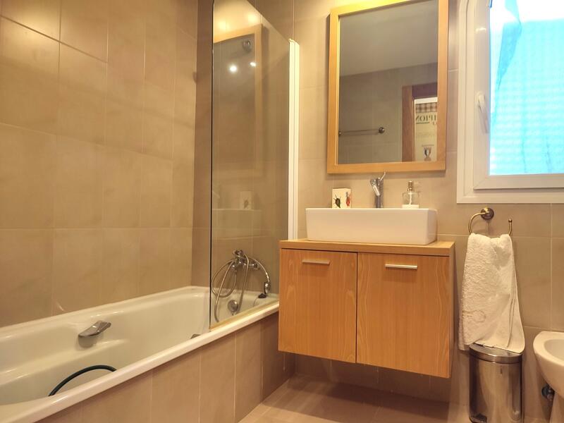 2 slaapkamer Appartement Te koop 2 slaapkamer Appartement Te koop