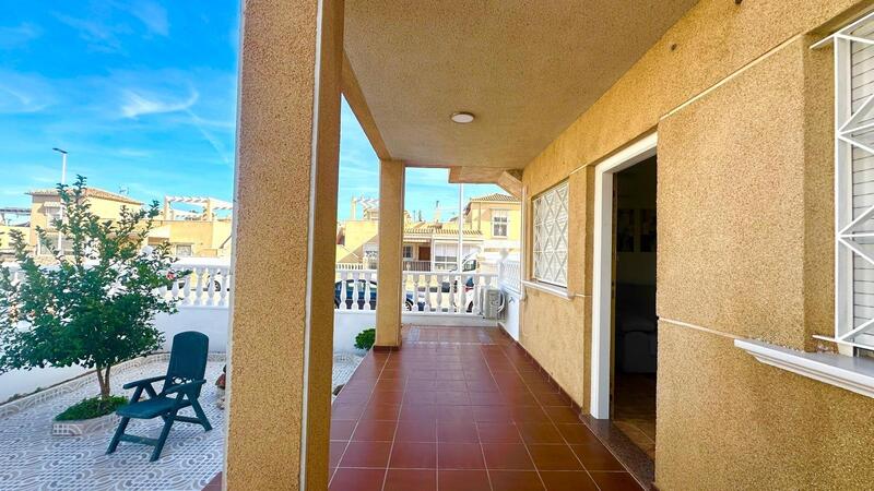 2 bedroom Villa for sale