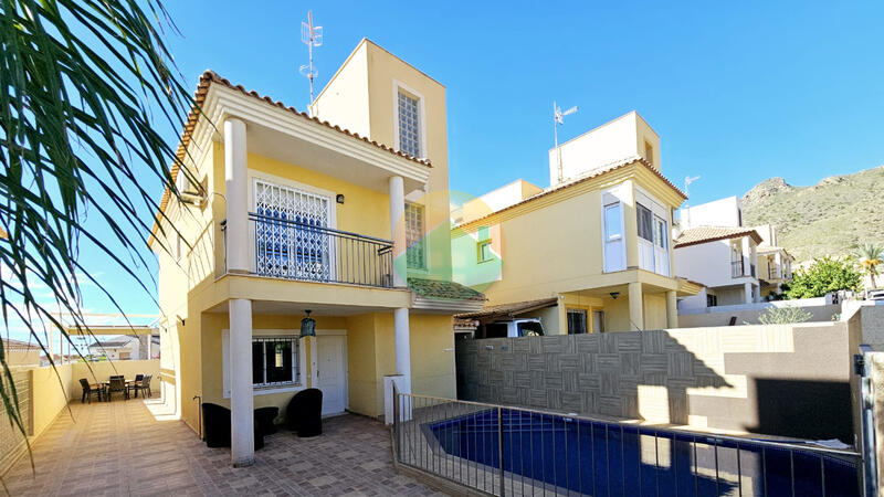 4 bedroom Villa for sale
