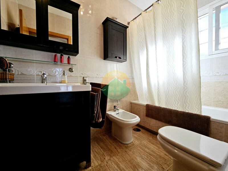 4 bedroom Villa for sale