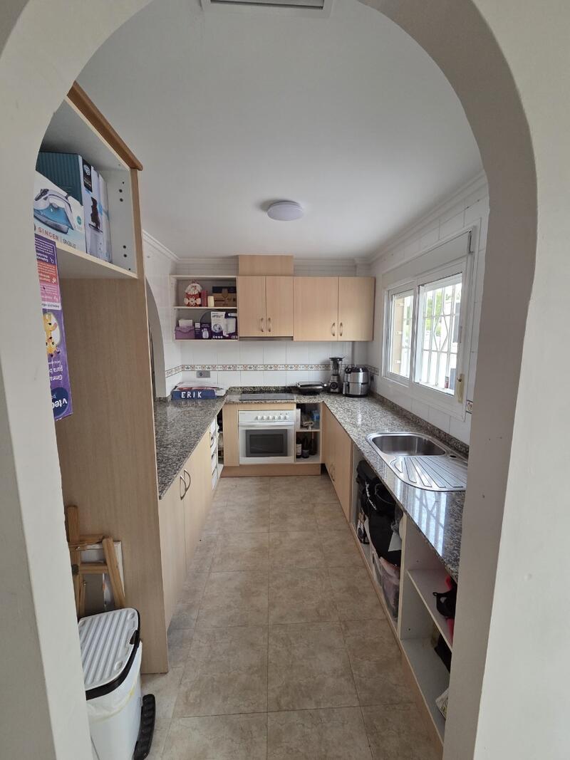 3 bedroom Townhouse for sale