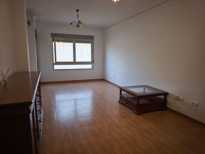 3 slaapkamer Appartement Te koop 3 slaapkamer Appartement Te koop