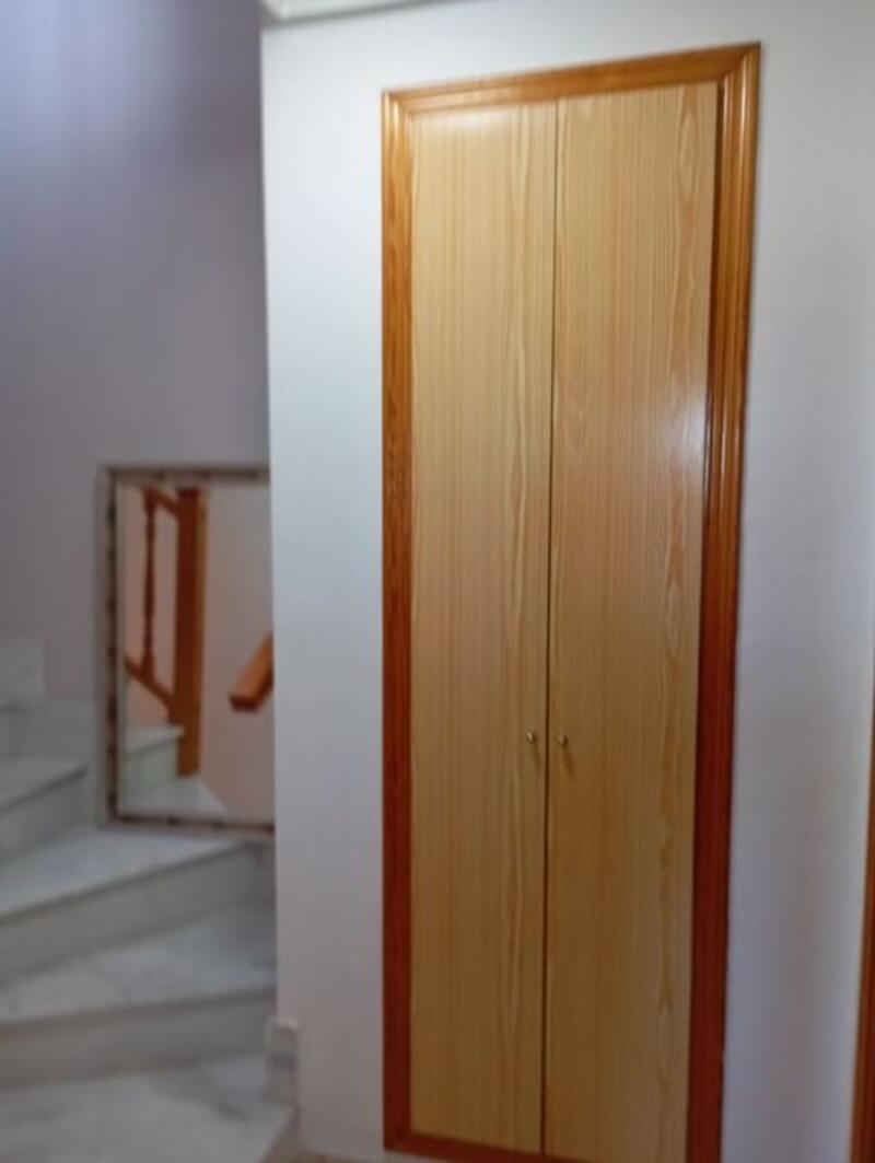 2 спальная комната квартира продается