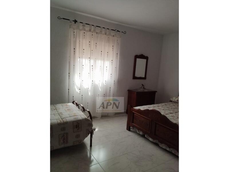 4 bedroom Townhouse for sale