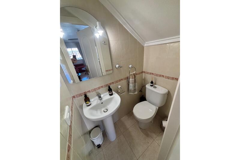 2 bedroom Townhouse for sale