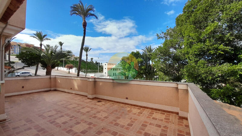 5 bedroom Villa for sale 5 bedroom Villa for sale