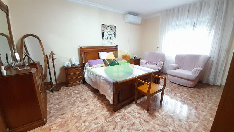 5 bedroom Villa for sale 5 bedroom Villa for sale