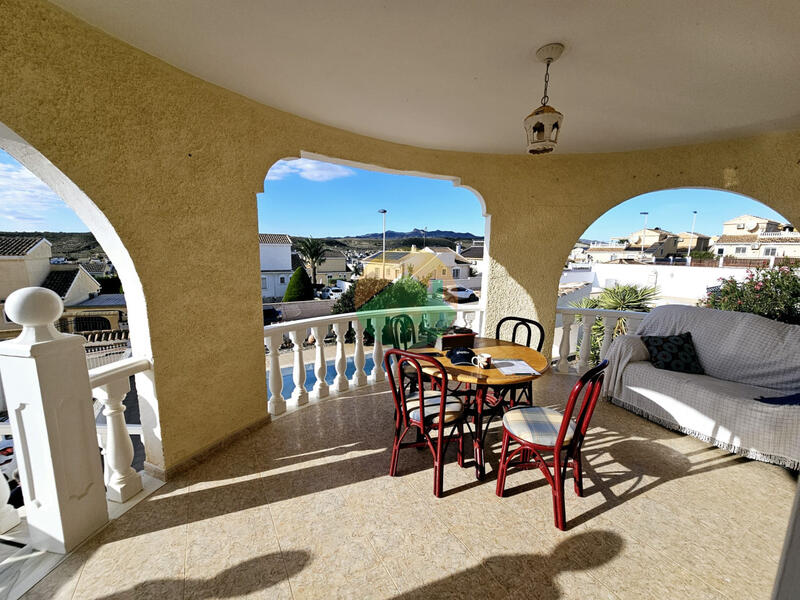 4 спальная комната вилла продается 4 спальная комната вилла продается