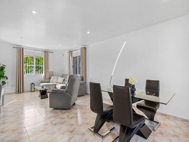 2 bedroom Villa for sale