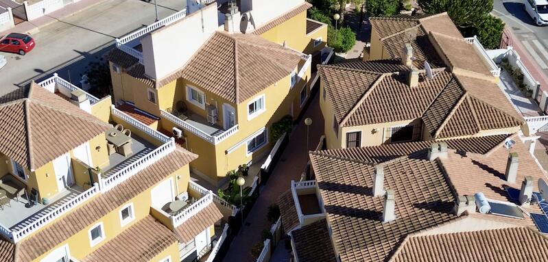 3 bedroom Townhouse for sale