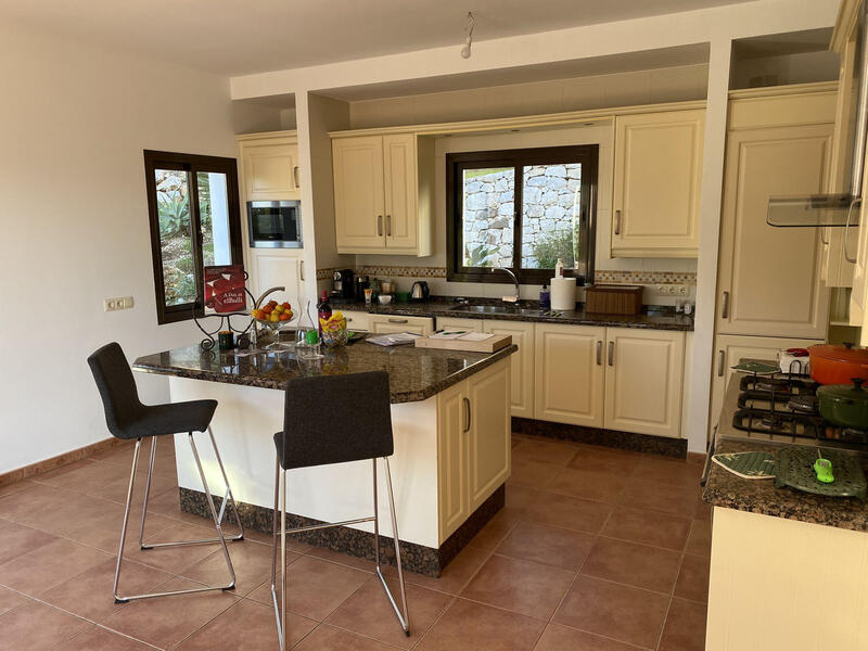 4 bedroom Villa for sale 4 bedroom Villa for sale