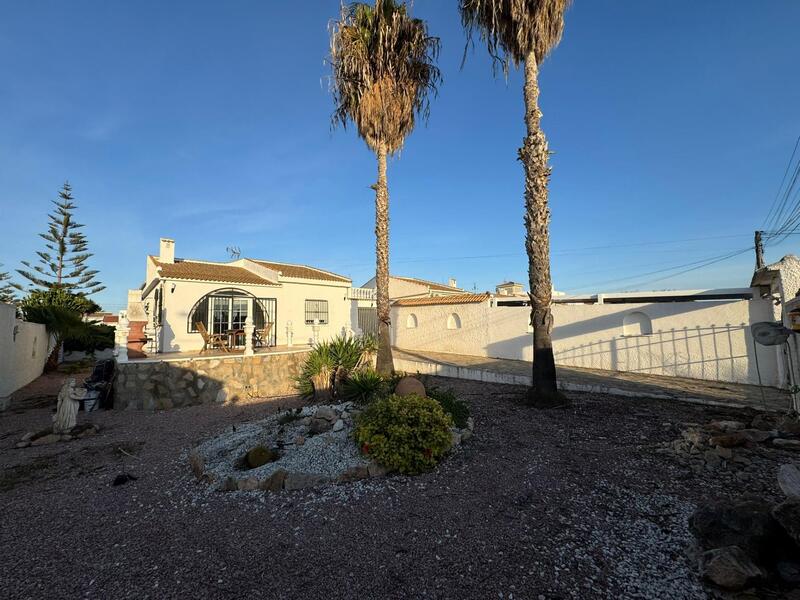 2 bedroom Villa for sale