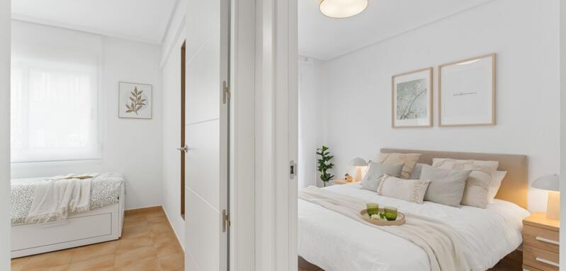 2 bedroom Townhouse for sale