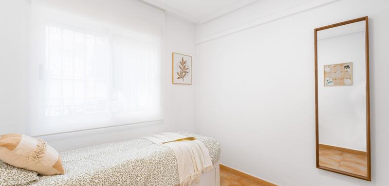 2 bedroom Townhouse for sale