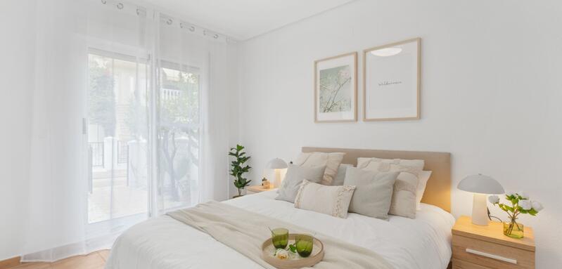 2 bedroom Townhouse for sale