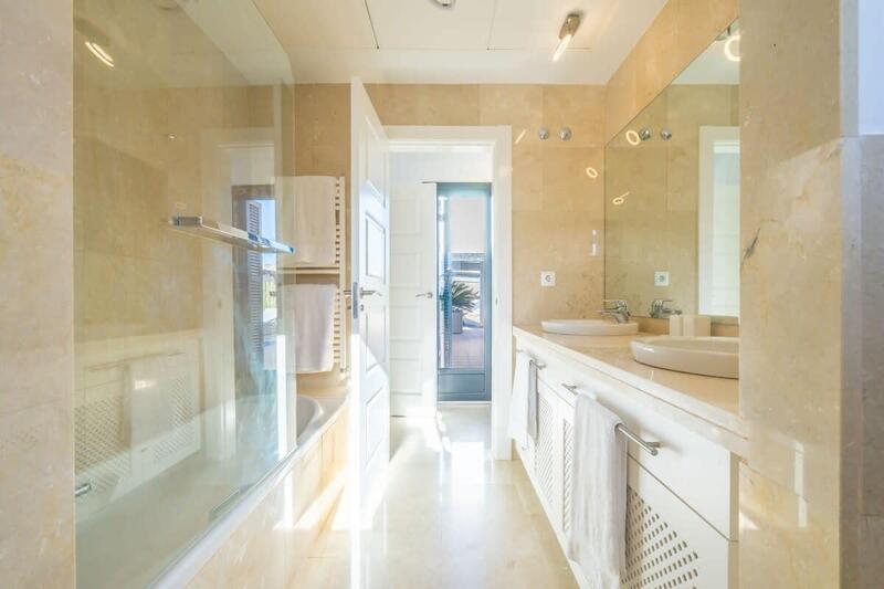 5 bedroom Villa for sale