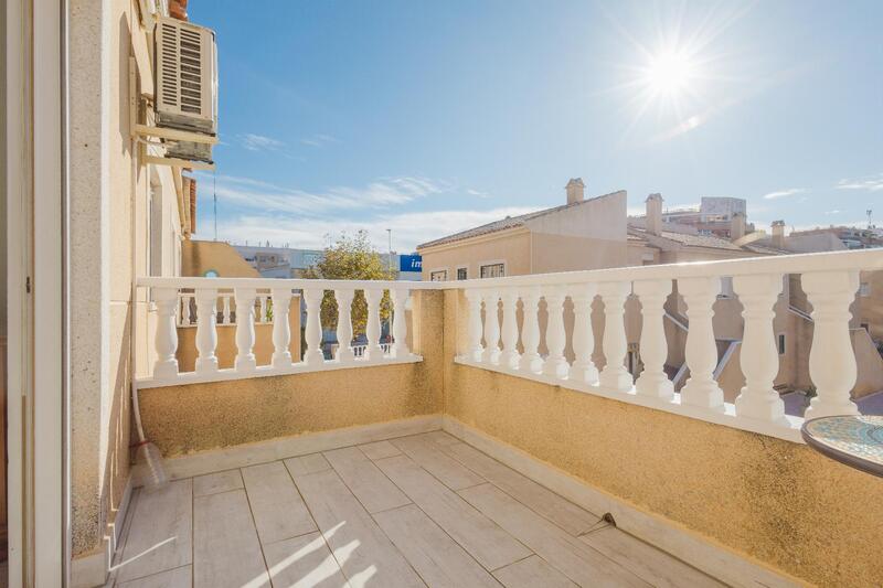 2 Cuarto Villa en venta