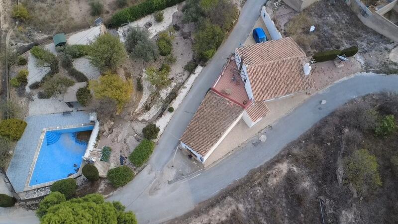 4 bedroom Country House for sale 4 bedroom Country House for sale