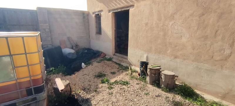 4 slaapkamer Landhuis Te koop 4 slaapkamer Landhuis Te koop