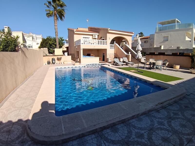 3 slaapkamer Villa Te koop