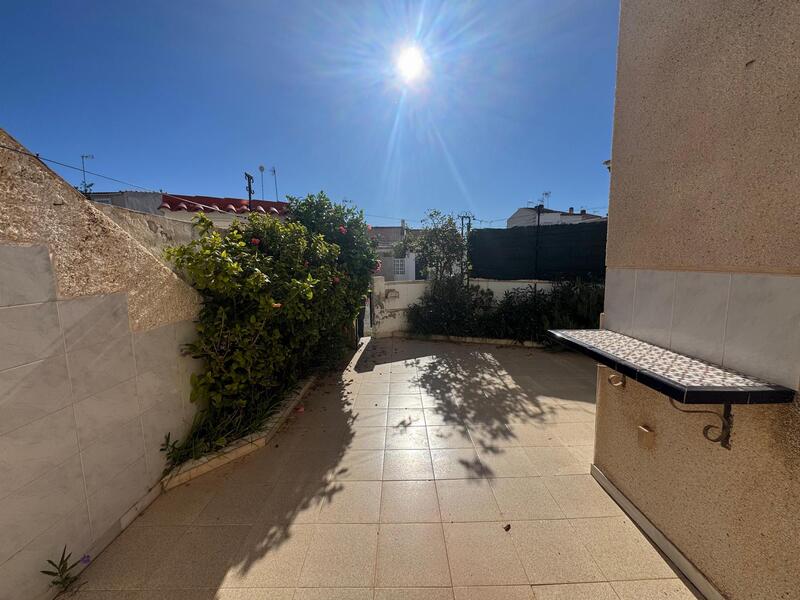 2 Cuarto Villa en venta