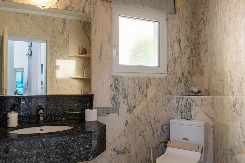 4 slaapkamer Villa Te koop