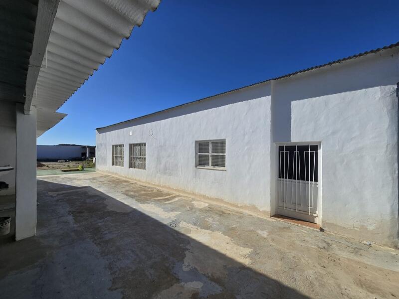 Forretningseiendom til salgs