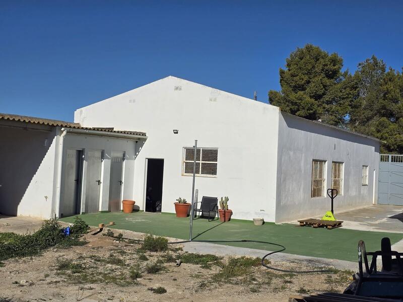 Forretningseiendom til salgs