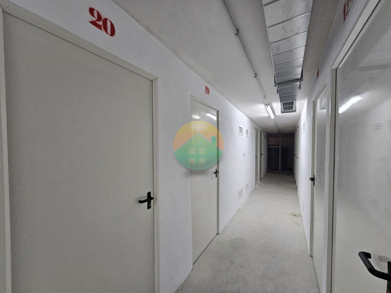 1 slaapkamer Appartement Te koop 1 slaapkamer Appartement Te koop