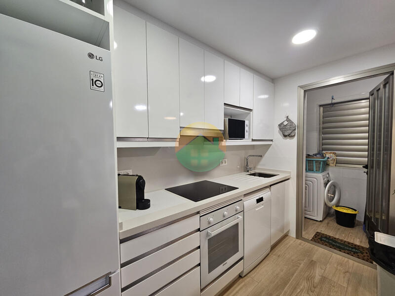 1 slaapkamer Appartement Te koop 1 slaapkamer Appartement Te koop