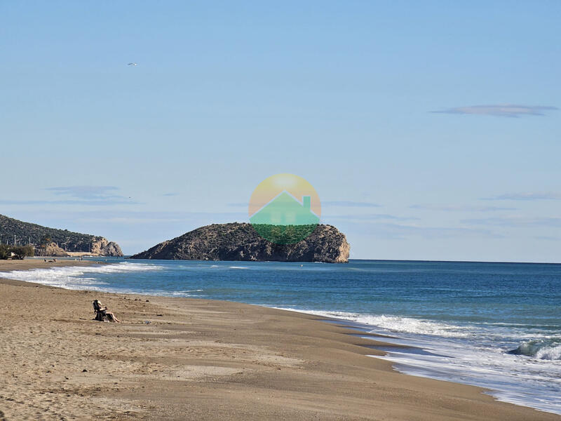 1 slaapkamer Appartement Te koop 1 slaapkamer Appartement Te koop