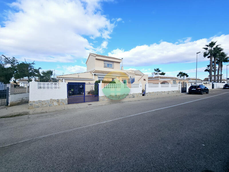 3 bedroom Villa for sale