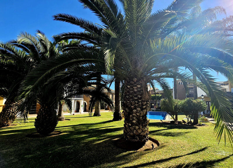 Apartamento en venta en Fuengirola, Málaga