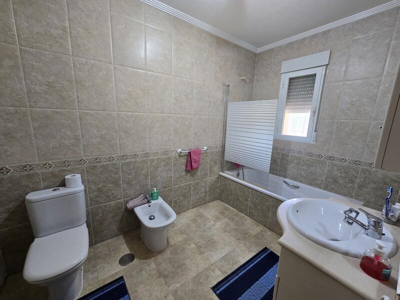 4 bedroom Villa for sale 4 bedroom Villa for sale