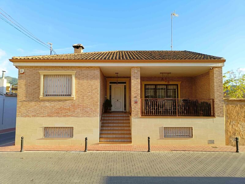 Townhouse for sale in Hondon de los Frailes, Alicante
