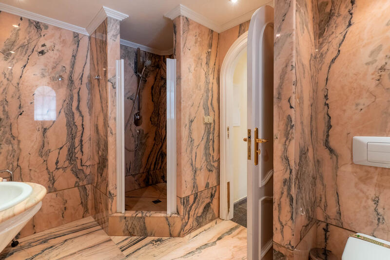 5 Schlafzimmer Villa zu verkaufen