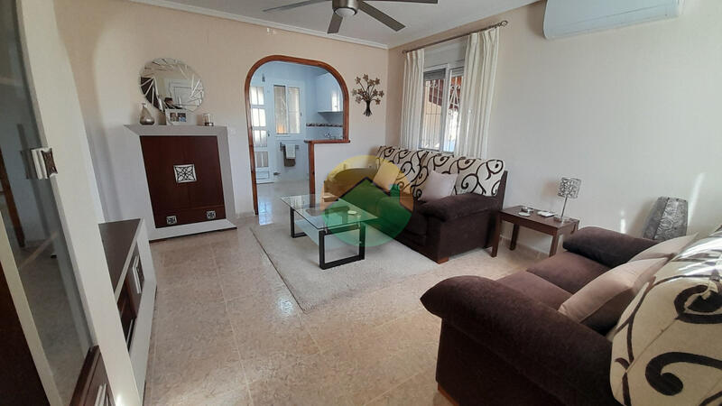 2 Cuarto Villa en venta
