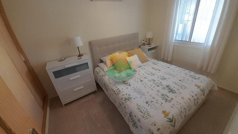 2 Cuarto Villa en venta